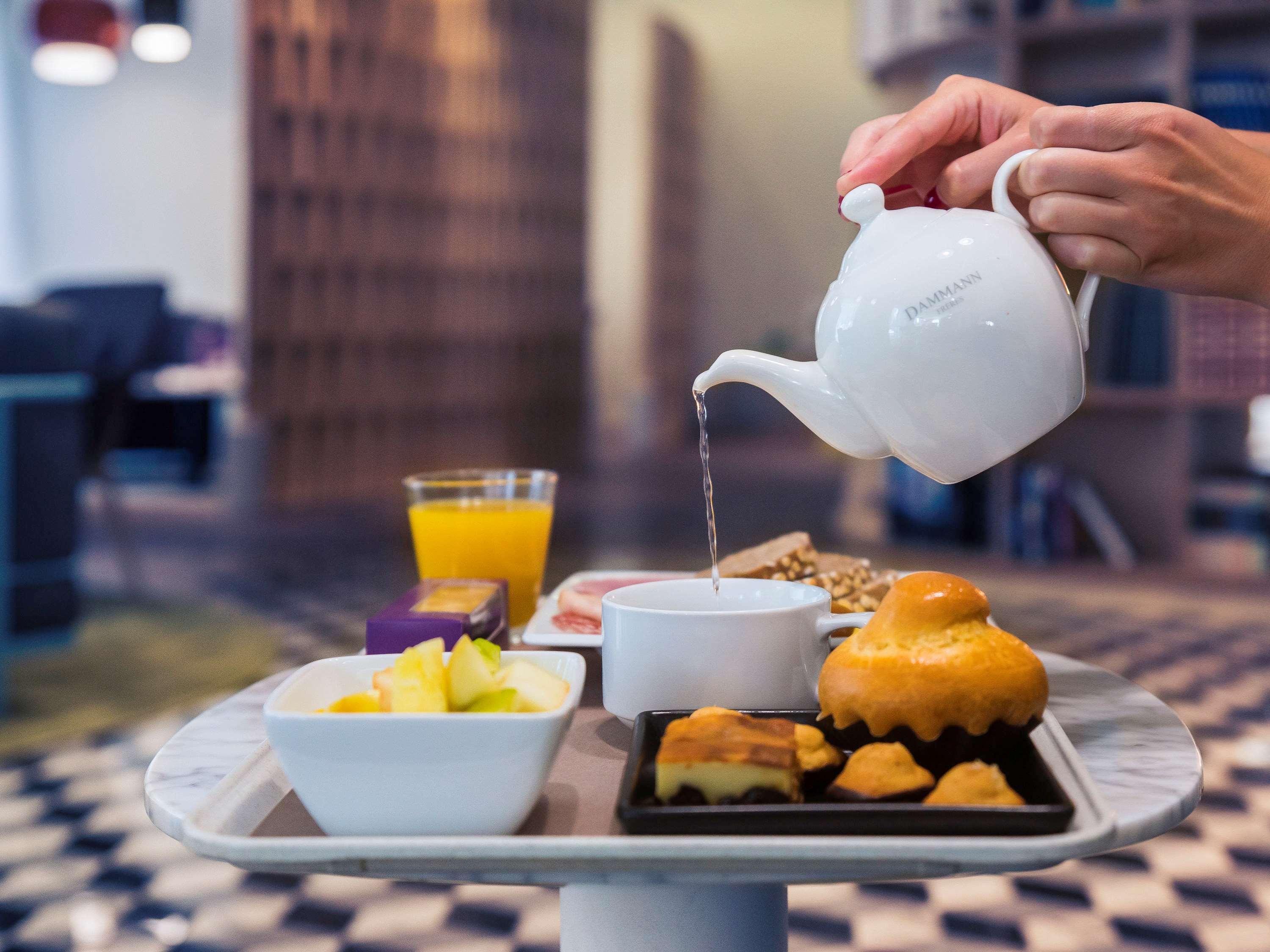 Отель Mercure Nantes Centre Gare Экстерьер фото