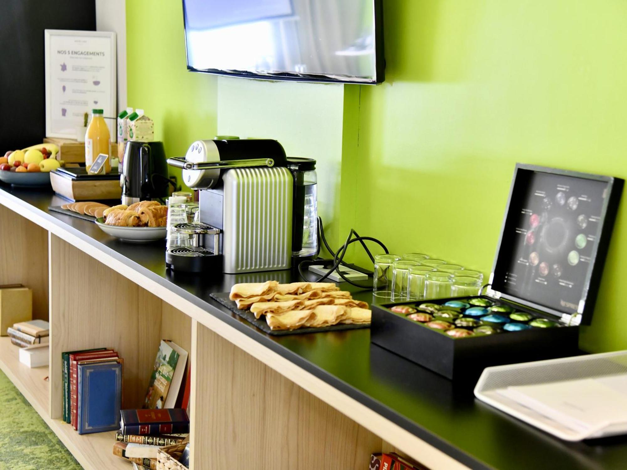 Mercure Nantes Centre Gare Экстерьер фото